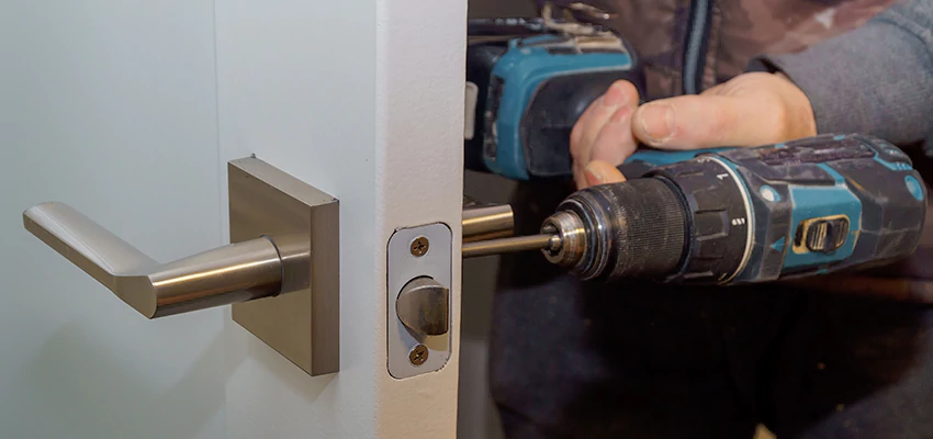 Broken Door Handle Lock Repair in San Gabriel, California